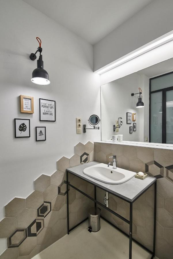 Orangehomes Unique Design 3 Bathrooms Flat Budapeste Exterior foto